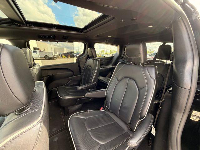 used 2025 Chrysler Pacifica car, priced at $35,000