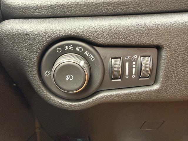 new 2026 Chrysler Pacifica car, priced at $49,545