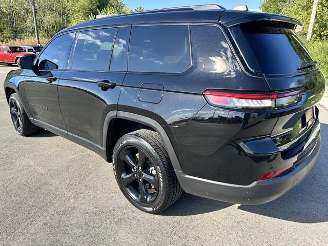used 2023 Jeep Grand Cherokee L car, priced at $30,000