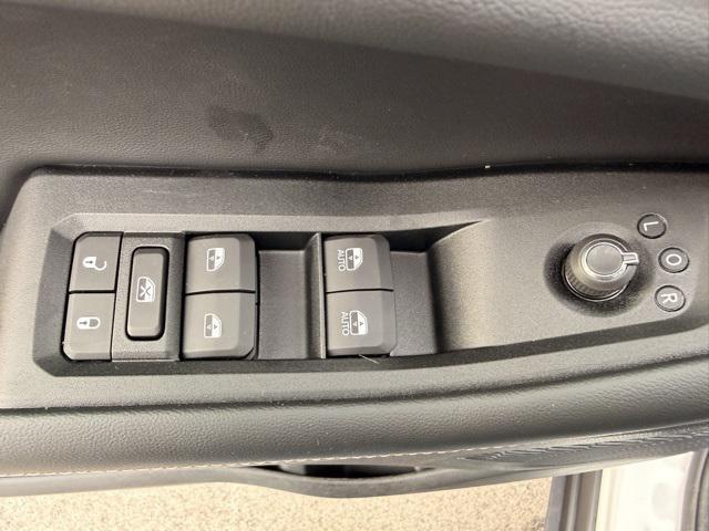 new 2025 Jeep Grand Cherokee car, priced at $44,311