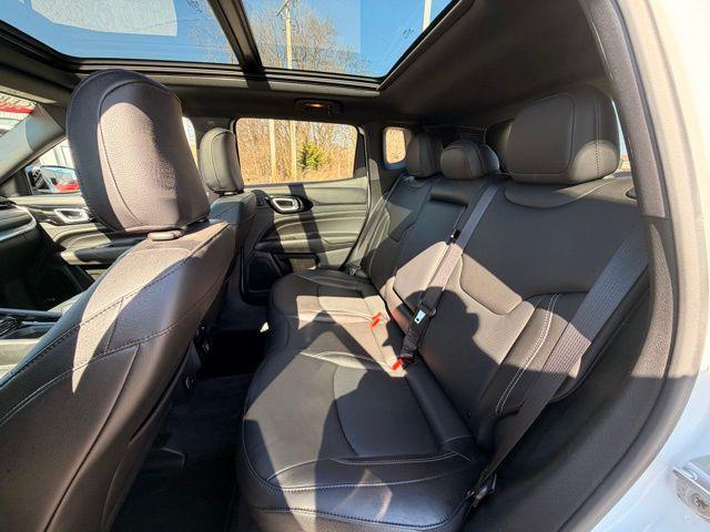 used 2022 Jeep Compass car, priced at $25,000