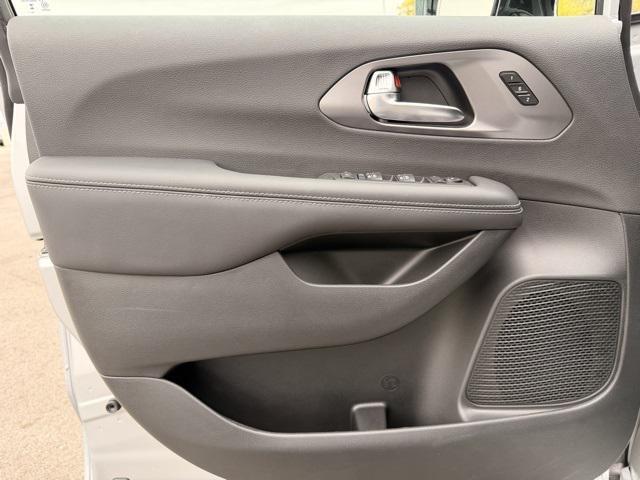 new 2026 Chrysler Pacifica car, priced at $43,330