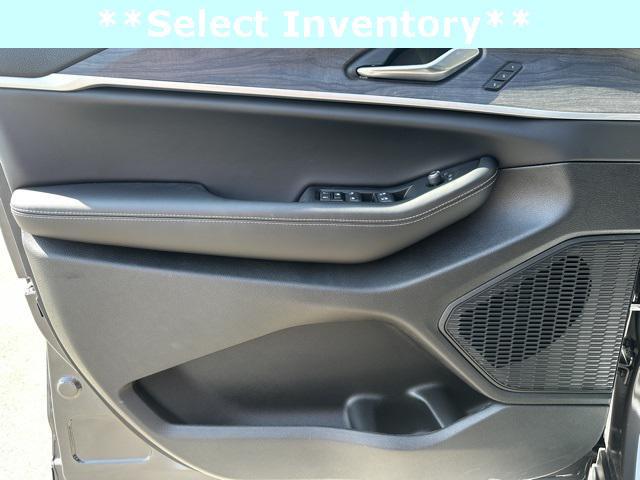 new 2025 Jeep Grand Cherokee car, priced at $44,594