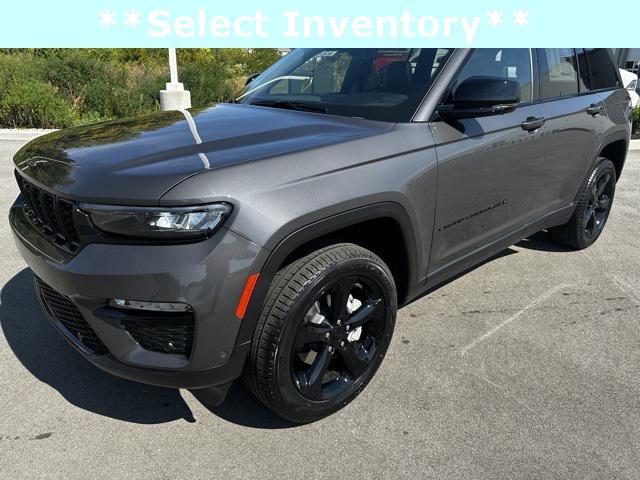 new 2025 Jeep Grand Cherokee car, priced at $44,594