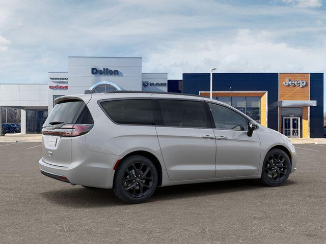 new 2026 Chrysler Pacifica car, priced at $47,009