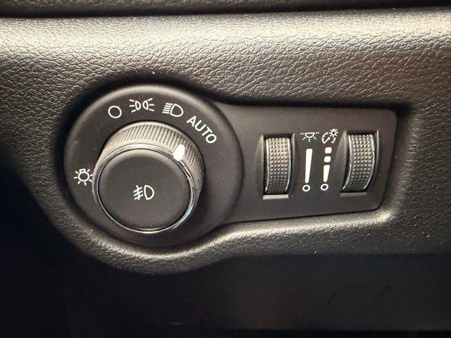 new 2026 Chrysler Pacifica car, priced at $47,670