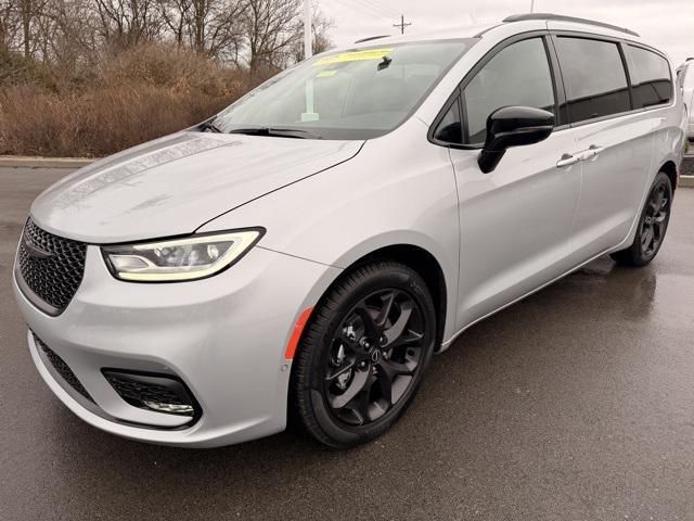 new 2026 Chrysler Pacifica car, priced at $45,710