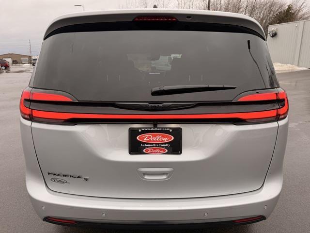 new 2026 Chrysler Pacifica car, priced at $45,710