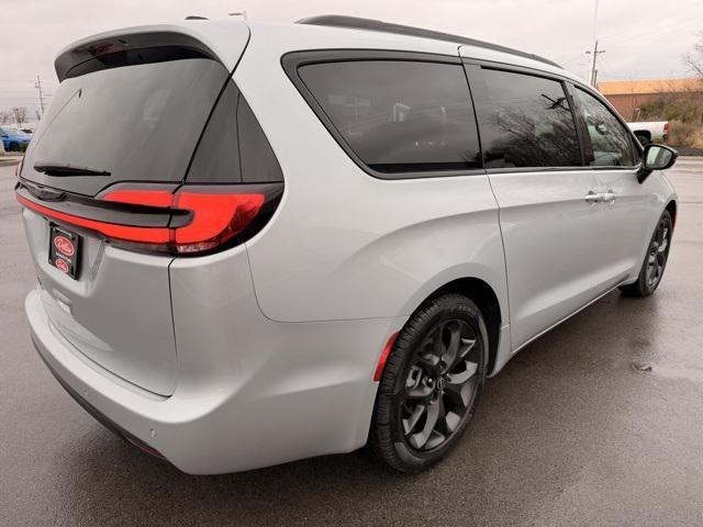 new 2026 Chrysler Pacifica car, priced at $45,710