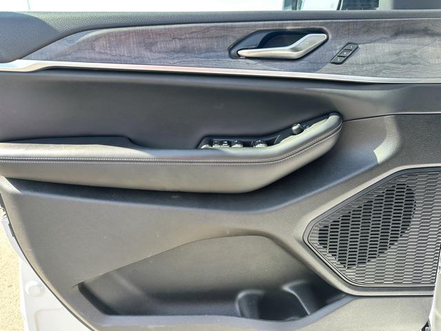 used 2024 Jeep Grand Cherokee L car, priced at $37,500