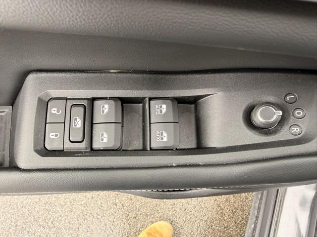 new 2026 Jeep Grand Cherokee car, priced at $48,291