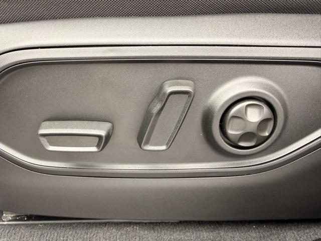 new 2026 Jeep Grand Cherokee car, priced at $48,291