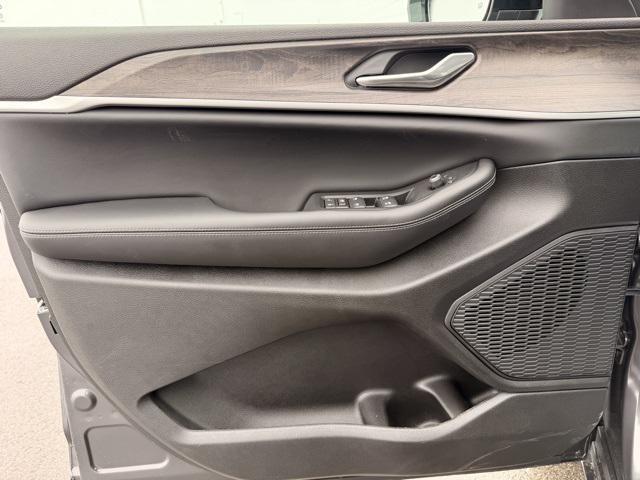 new 2026 Jeep Grand Cherokee car, priced at $48,291