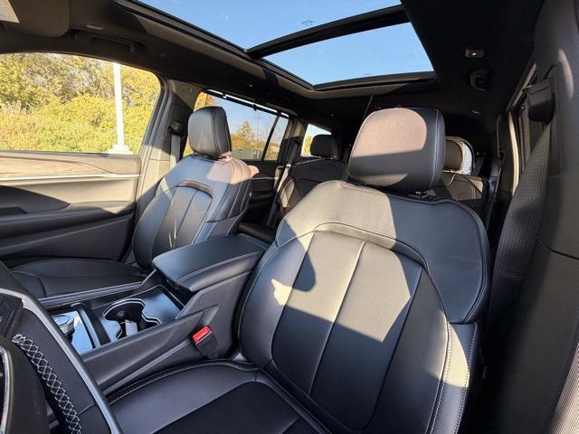 new 2025 Jeep Grand Cherokee L car, priced at $50,419