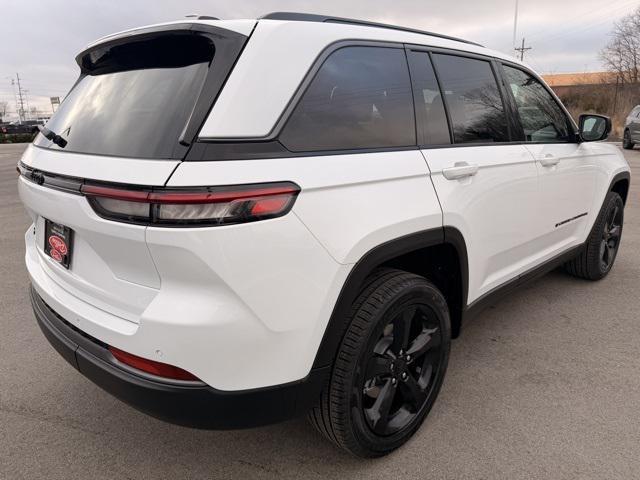 new 2026 Jeep Grand Cherokee car, priced at $50,021