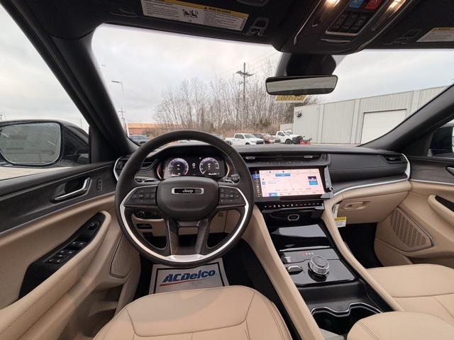new 2026 Jeep Grand Cherokee car, priced at $50,021