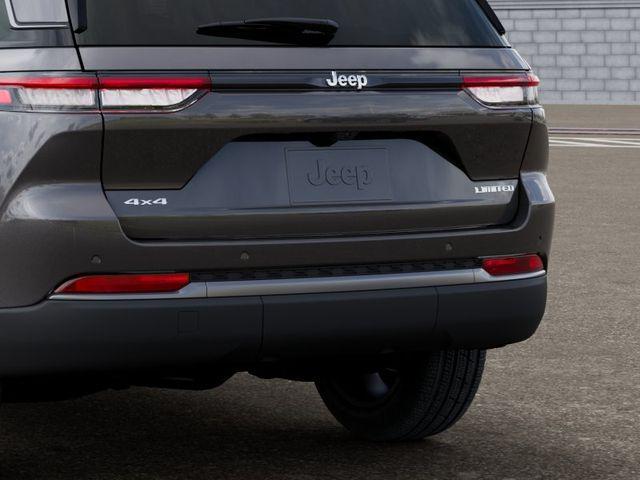 new 2026 Jeep Grand Cherokee car, priced at $45,909