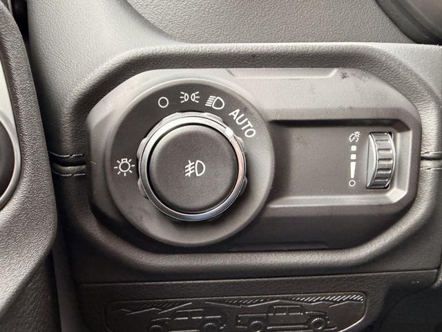 new 2026 Jeep Wrangler car, priced at $51,172