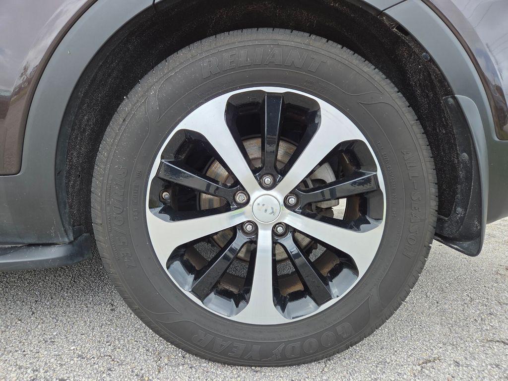 used 2018 Kia Sorento car, priced at $15,379