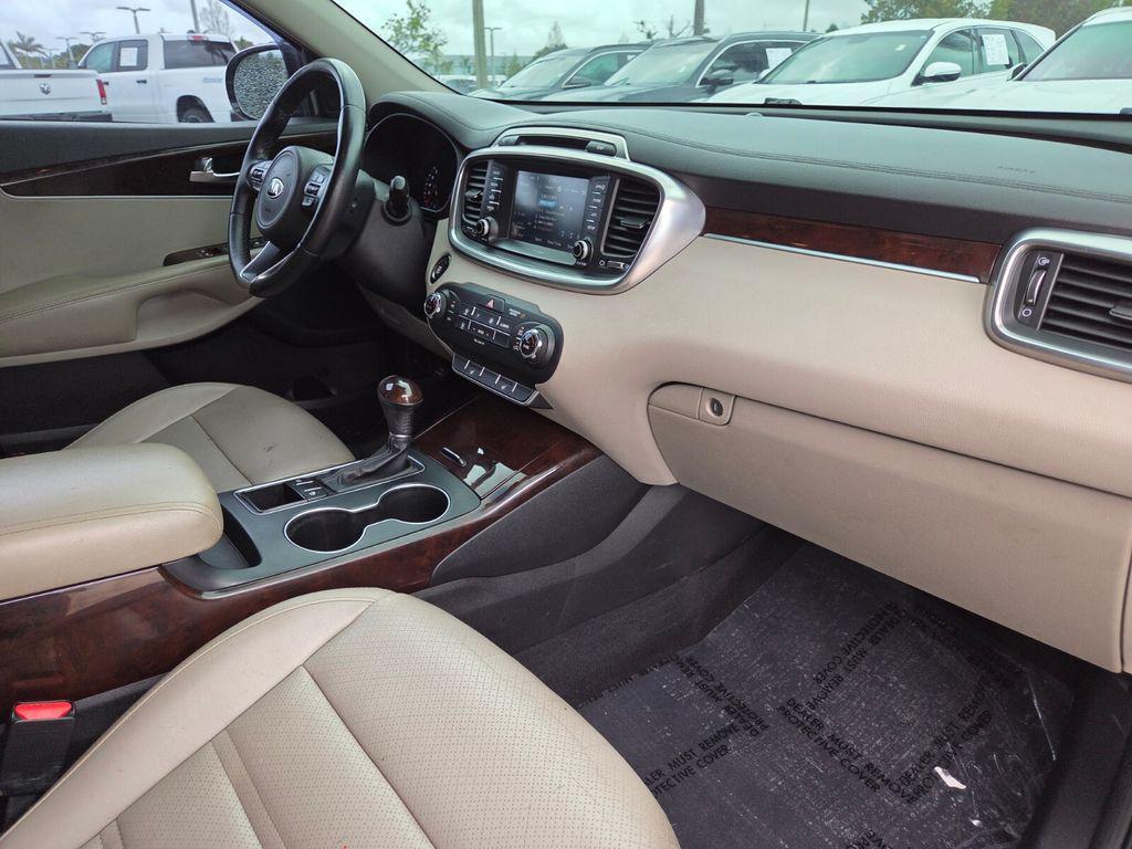 used 2018 Kia Sorento car, priced at $15,379