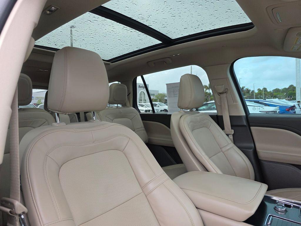 used 2022 Lincoln Aviator car, priced at $37,072