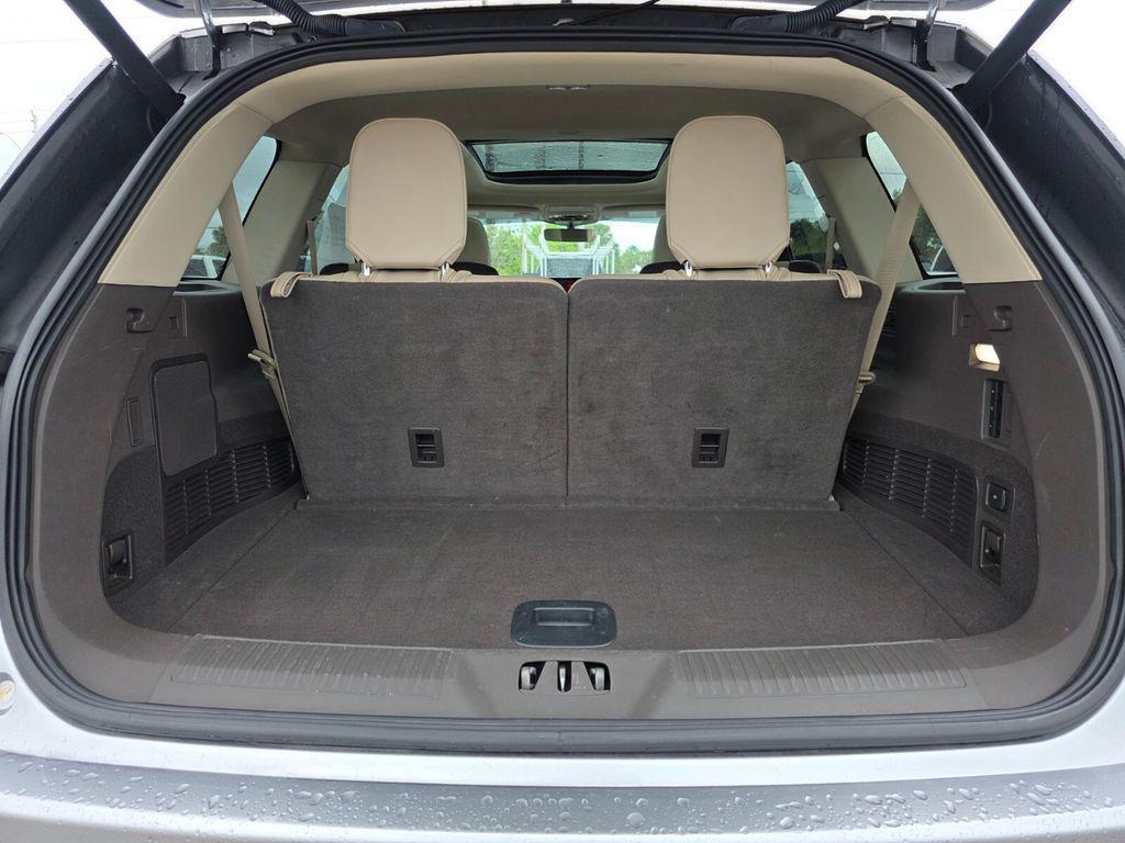 used 2022 Lincoln Aviator car, priced at $37,072