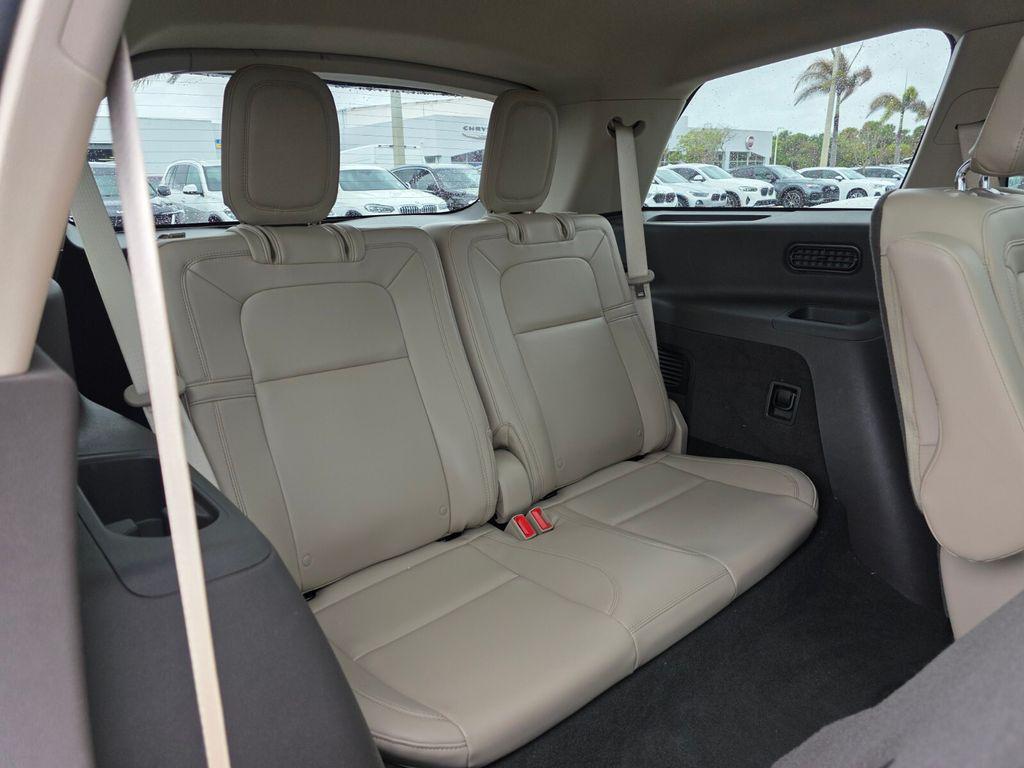 used 2022 Lincoln Aviator car, priced at $37,072