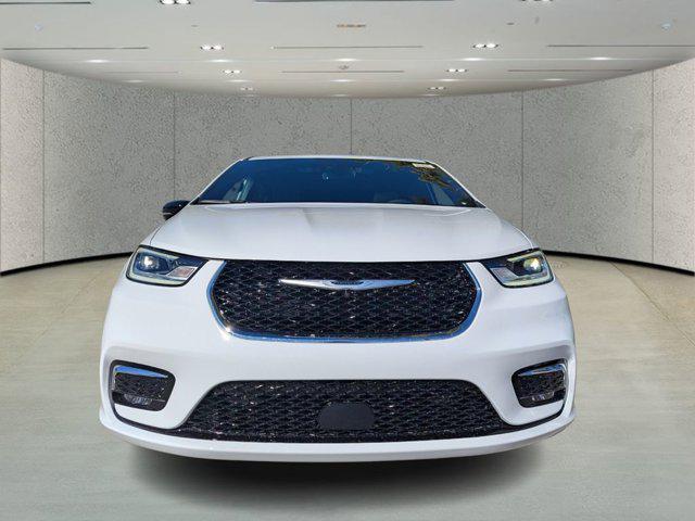 new 2026 Chrysler Pacifica car, priced at $41,206