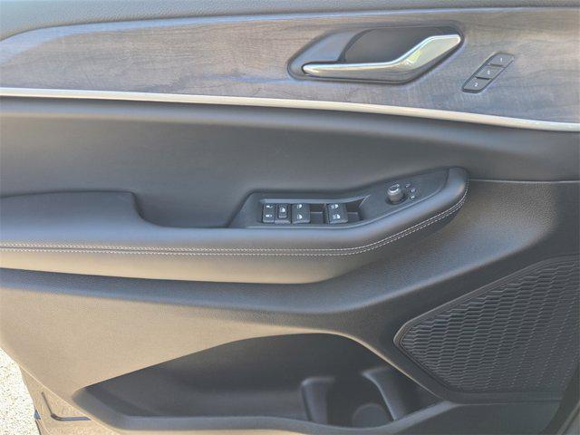 new 2025 Jeep Grand Cherokee L car, priced at $43,237