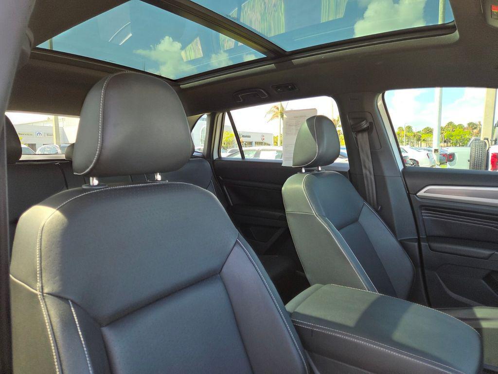used 2020 Volkswagen Atlas Cross Sport car, priced at $21,992