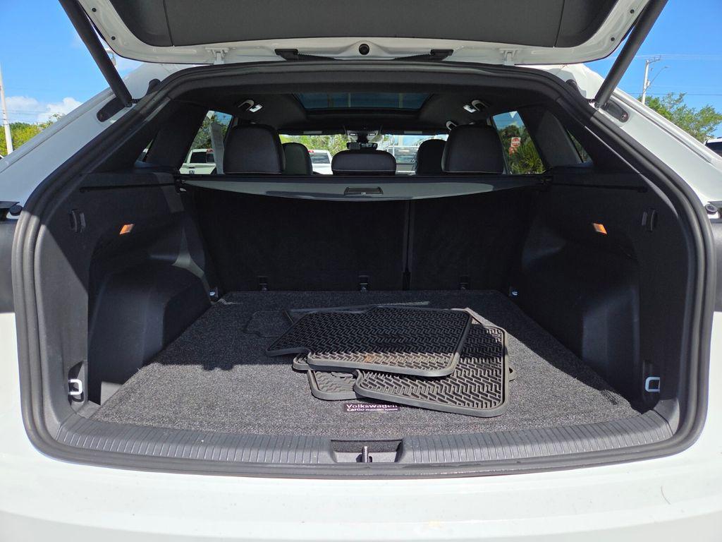 used 2020 Volkswagen Atlas Cross Sport car, priced at $21,992