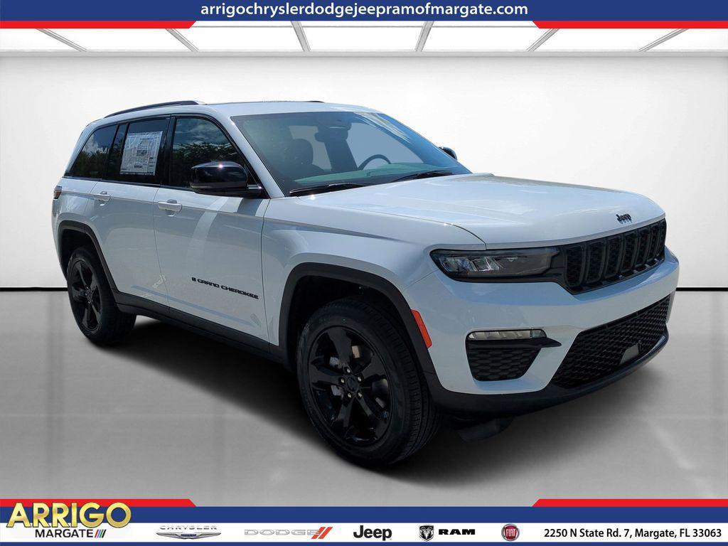 new 2025 Jeep Grand Cherokee car, priced at $48,620