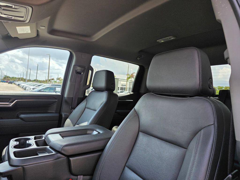 used 2024 GMC Sierra 1500 car, priced at $42,194