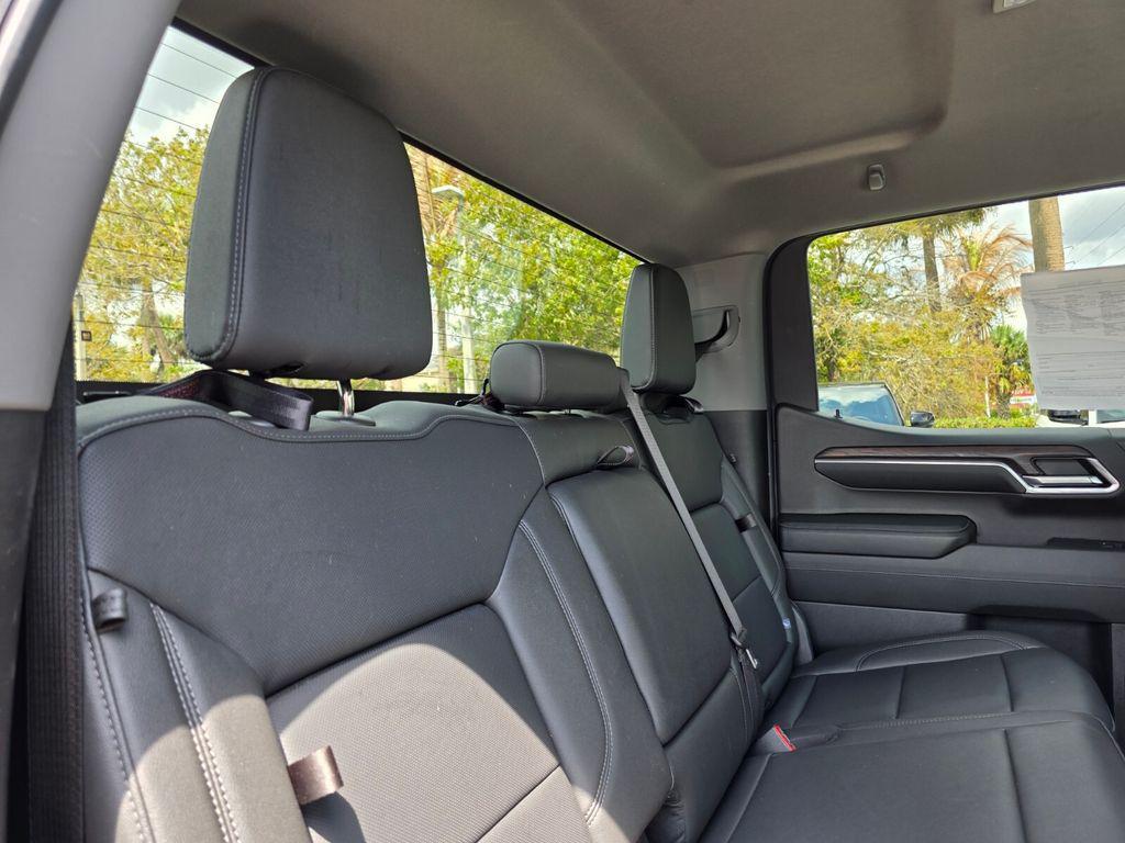 used 2024 GMC Sierra 1500 car, priced at $42,194