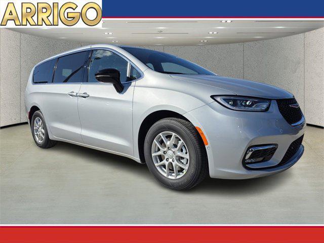 new 2026 Chrysler Pacifica car, priced at $39,174
