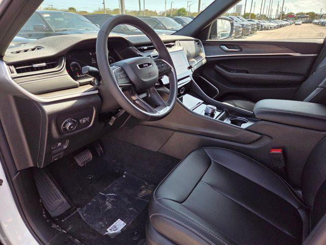 new 2026 Jeep Grand Cherokee car, priced at $37,439