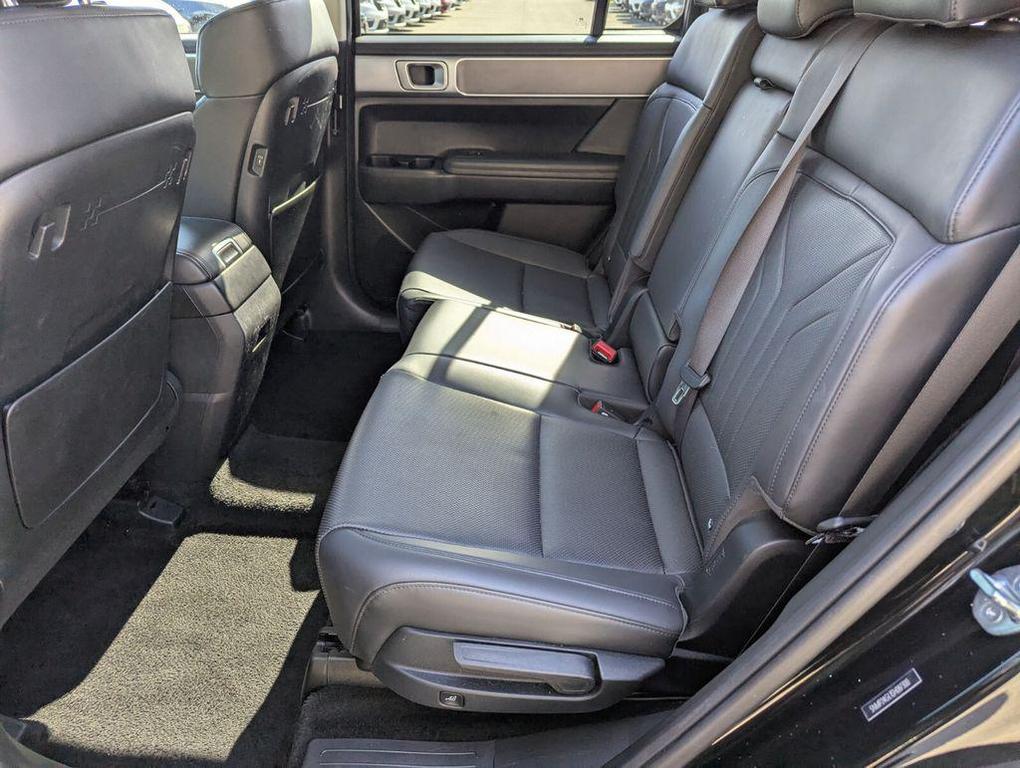 used 2025 Hyundai Santa Fe car, priced at $28,235