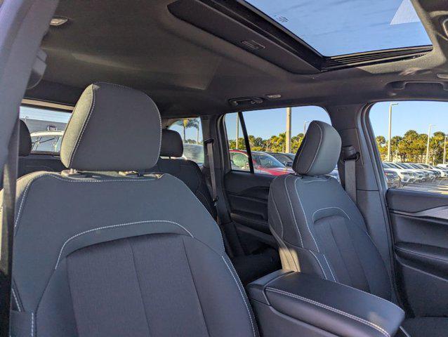 used 2025 Jeep Grand Cherokee car, priced at $34,882