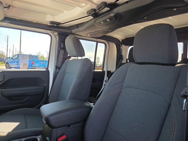 new 2026 Jeep Gladiator car, priced at $40,695