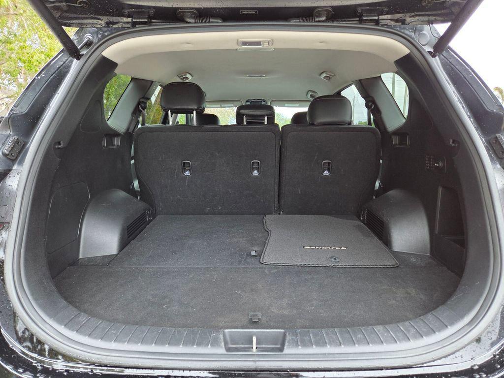 used 2023 Hyundai Santa Fe car, priced at $22,600