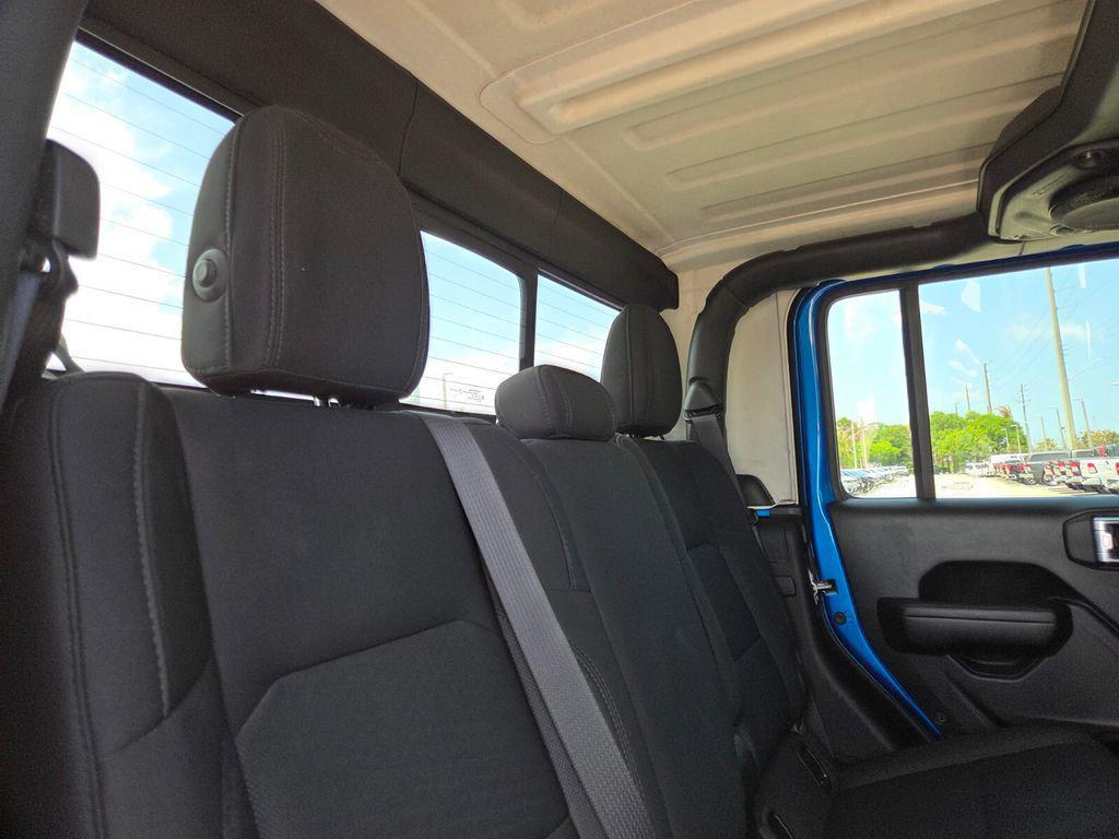 used 2021 Jeep Gladiator car, priced at $25,566