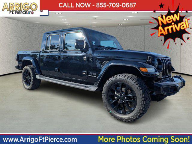 used 2022 Jeep Gladiator car, priced at $32,081