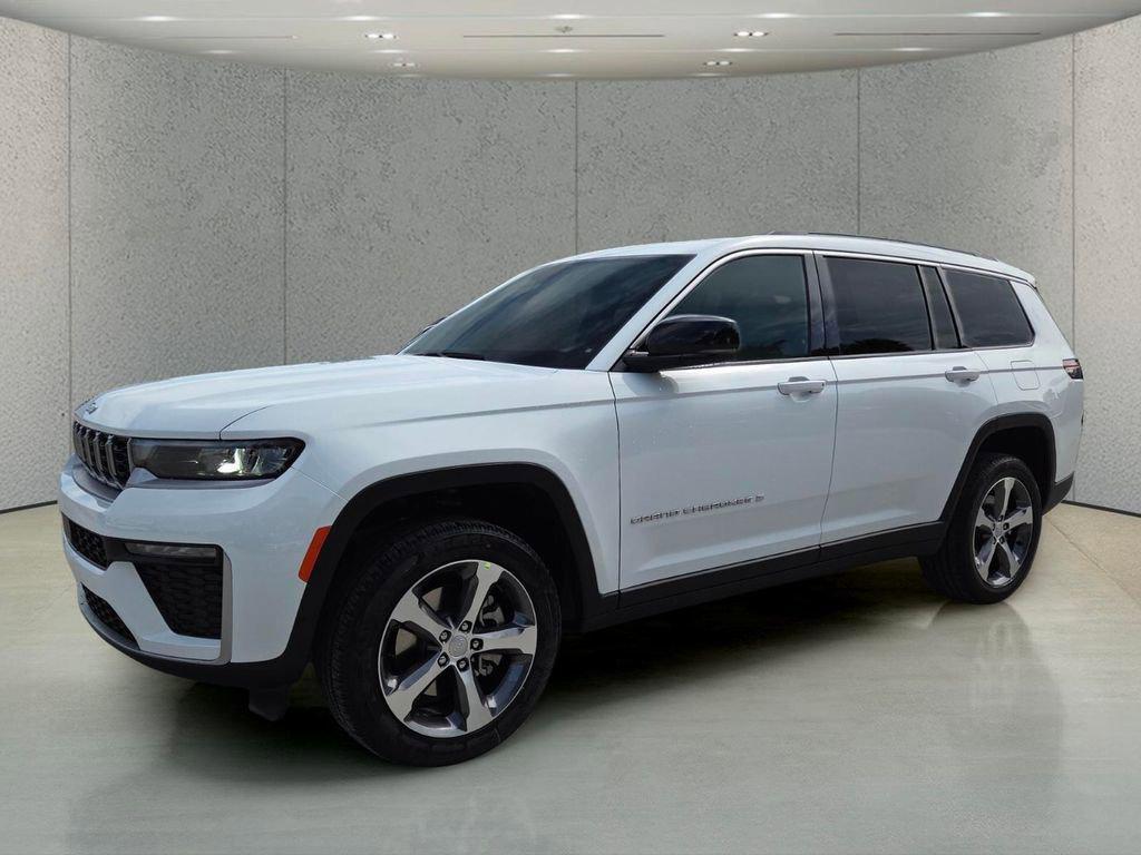 new 2026 Jeep Grand Cherokee L car, priced at $51,995