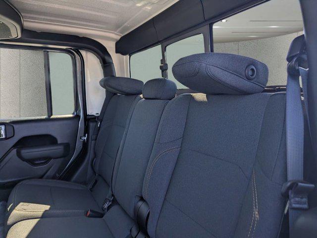 new 2026 Jeep Gladiator car, priced at $40,861