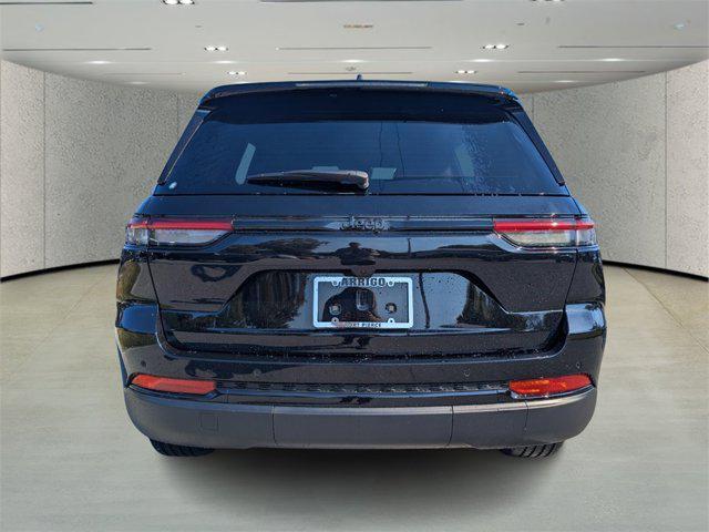 new 2025 Jeep Grand Cherokee car, priced at $37,149