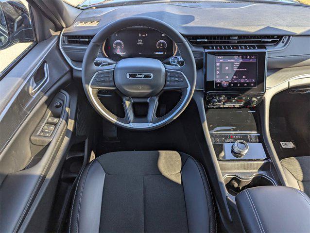 new 2025 Jeep Grand Cherokee car, priced at $37,149