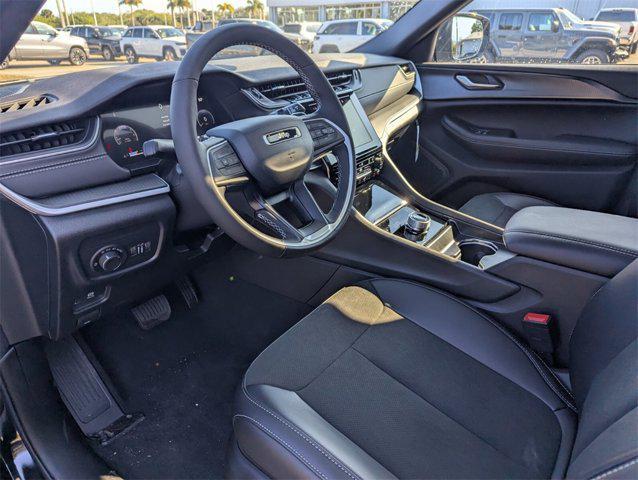 new 2025 Jeep Grand Cherokee car, priced at $37,149