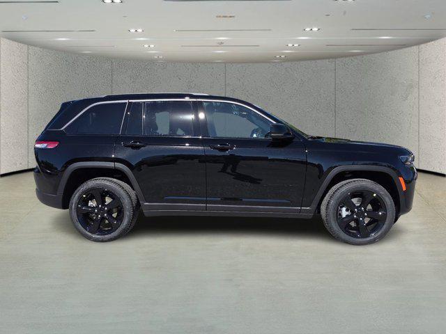 new 2026 Jeep Grand Cherokee car, priced at $39,793