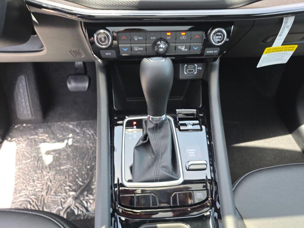 new 2025 Jeep Compass car, priced at $30,898