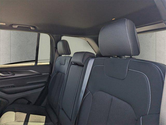 new 2025 Jeep Grand Cherokee car, priced at $27,550